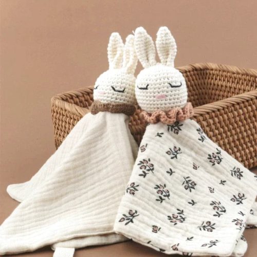 doudou lapin au crochet 2