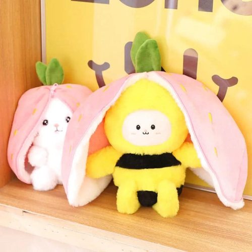 peluche lapin fraise 3